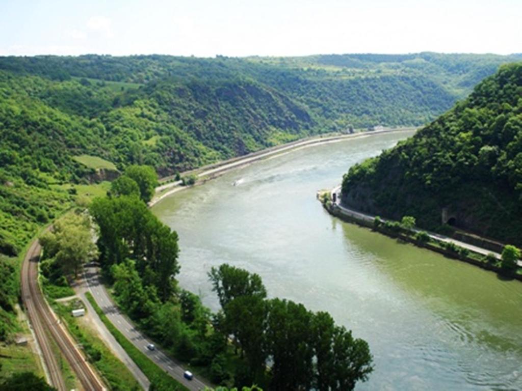 Ferienpark Rhein-Lahn In Lahnstein Hotel Exterior photo